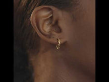 Load and play video in Gallery viewer, Dainty gold huggie hoops, ribbon twist, clicker hoop earrings spiral twist, gold entwine, boho hoops, wreath hoops, rose gold, 925 silver