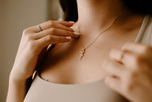 Load image into Gallery viewer, ROSA - Dainty vintage style rose pendant necklace, gold flower pendant rose shaped floral necklace boho stacking necklace stack 925 gift