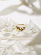 Load image into Gallery viewer, GRACE (RING) - 18K gold vermeil croissant dome ring filled spiral chunky twist thick vintage crescent Dôme signet wreath statement 5 6 7 8