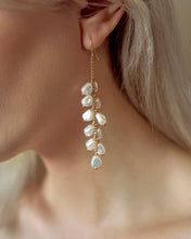 Load image into Gallery viewer, Chandelier pearl earrings, light dangling pearl, drop earring, white pearl cluster, wedding earring, bridal, bridesmaid gift, 925 gold hook