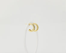 Load image into Gallery viewer, Ribbed chunky hoops, puff hoop earring, canelé dessert, bold hoops, large gold hoops, thick hoops, statement earring, creme brule, puffy