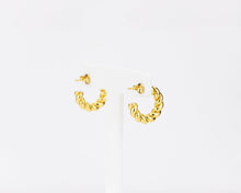 Load image into Gallery viewer, Chunky twist hoops, thick hoop earrings, spiral twist hoops, large gold hoops, statement hoops, French vintage, chunky wreath earrings, boho
