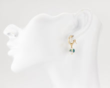 Load image into Gallery viewer, 40cm chain, porcelain flower necklace, 14K gold filled, ceramic floral bead pendant, red, blue flower, china, vintage, handcrafted, 14KGF