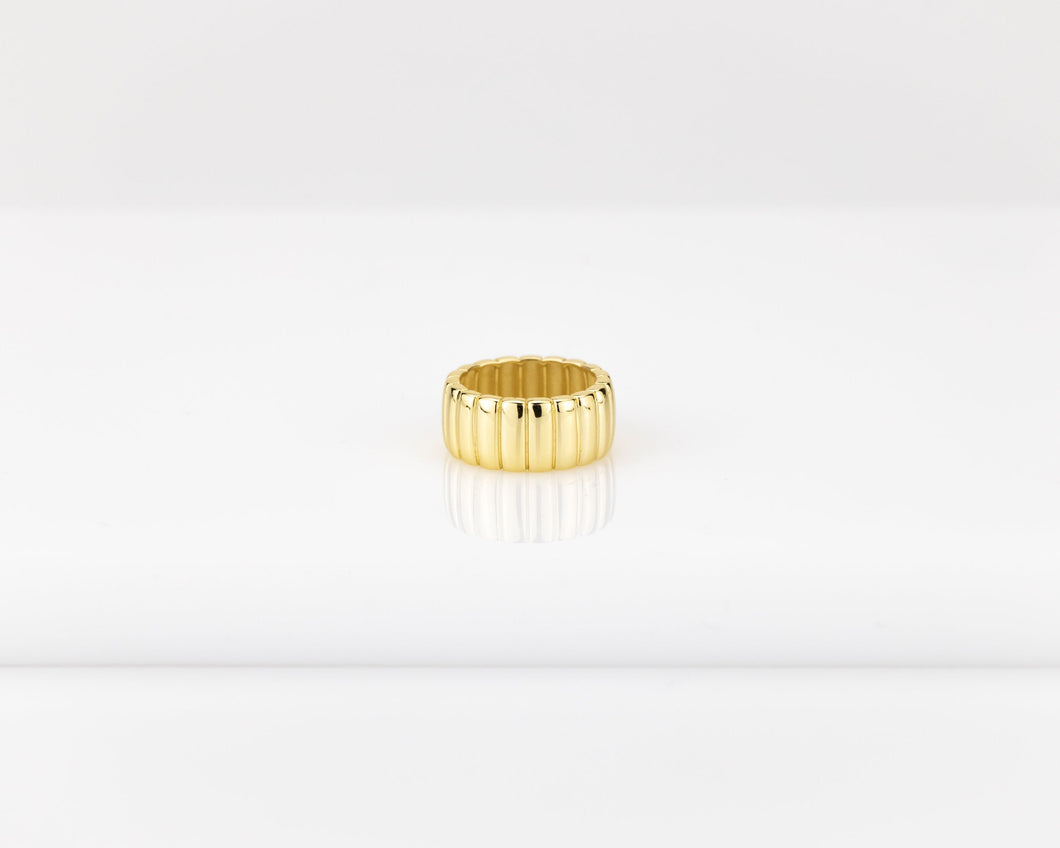Thick chunky ribbed ring, French vintage, canelé dessert, bold ring, Parisian, statement, 5 6 7 8, unisex, creme brule, puffy, puff band